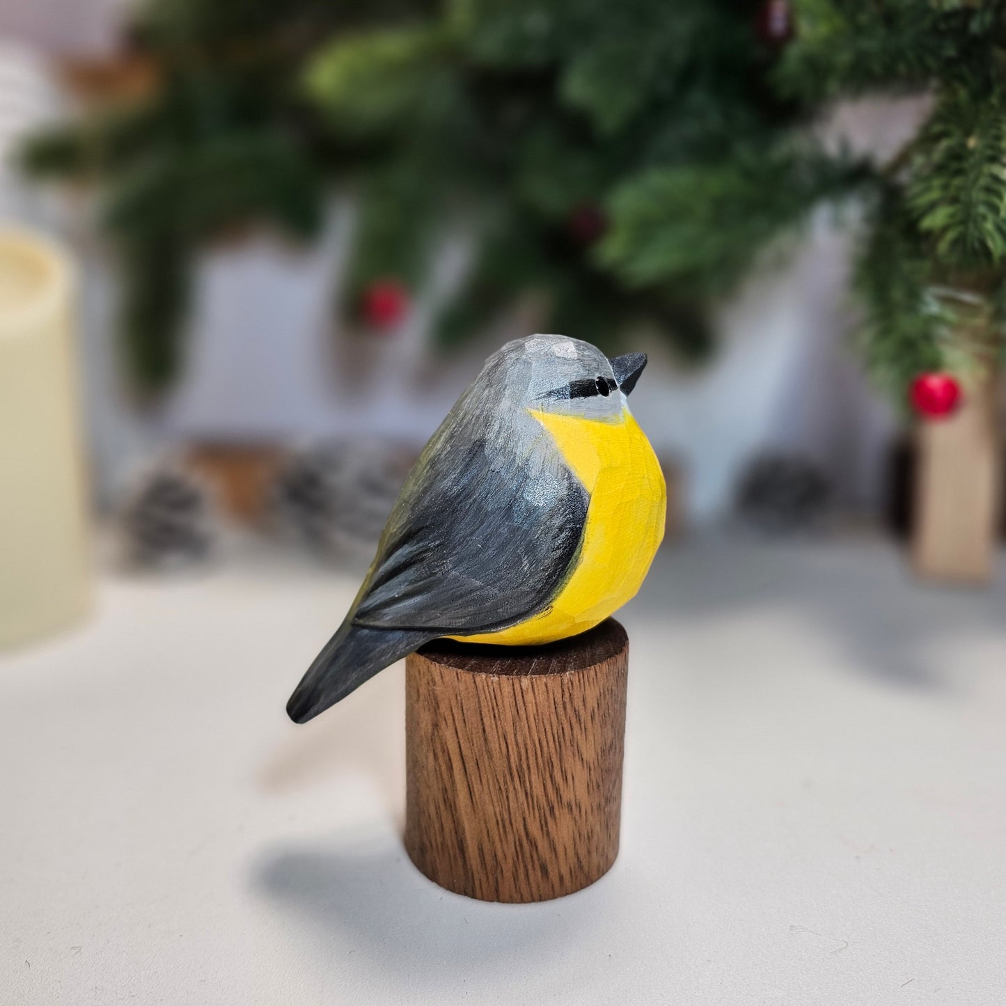 Eastern Yellow Robin on Stand