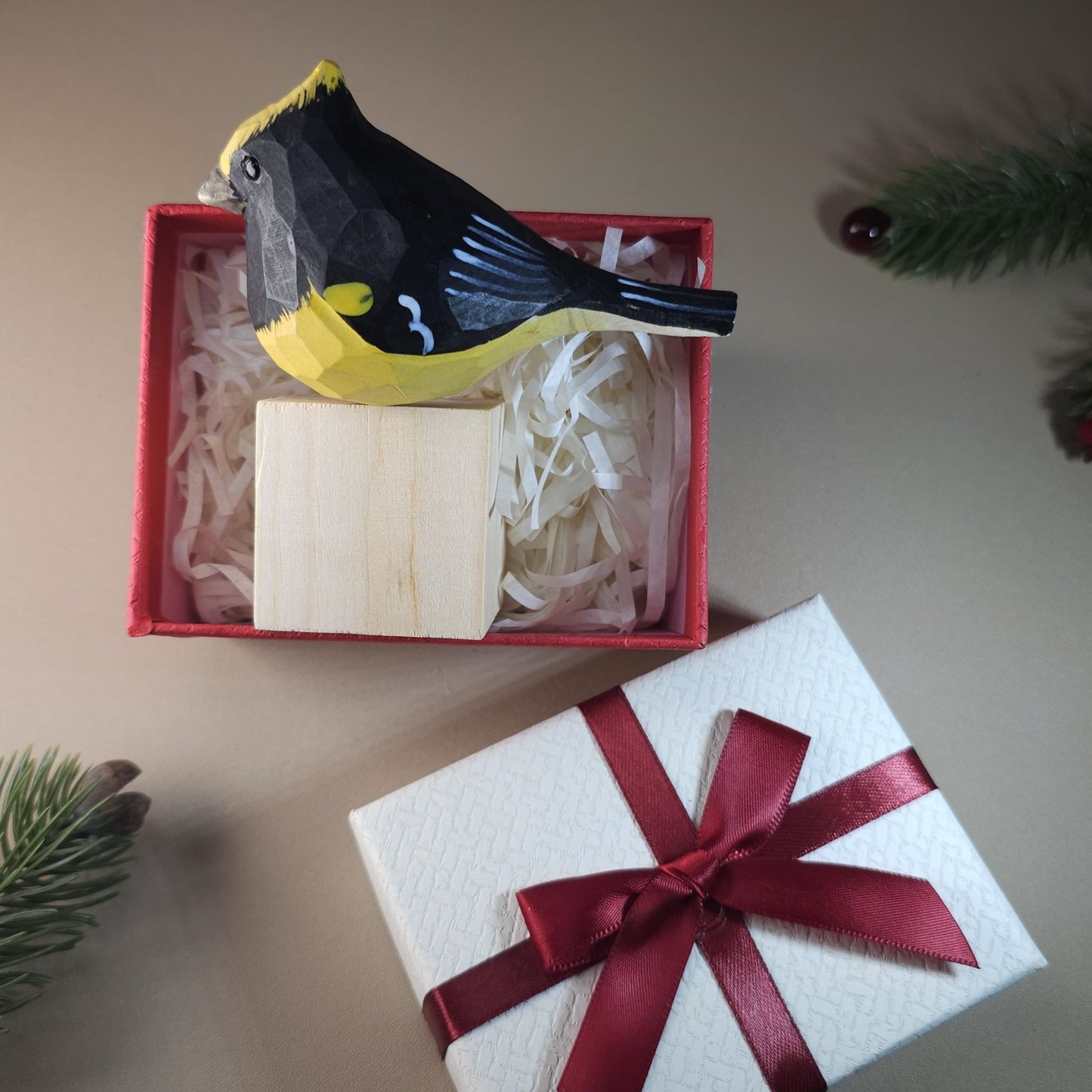 Bird on Stand with Gift Box Set