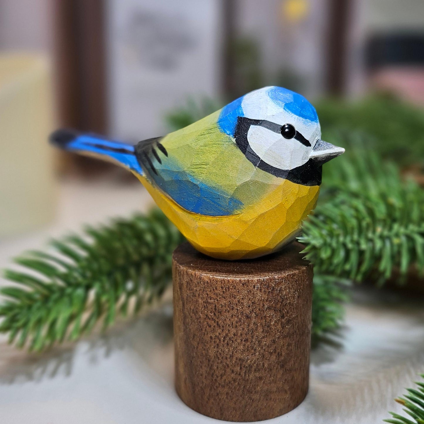 Eurasian Blue tit on Stand